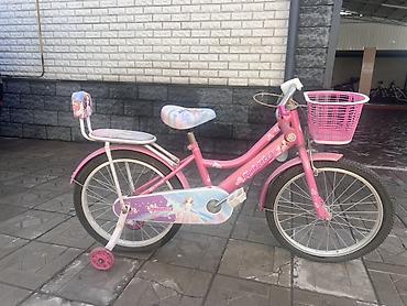 fixed gear bishkek: Детский велосипед, 4-колесный, 4 - 6 лет, Для девочки, Б/у — 3
