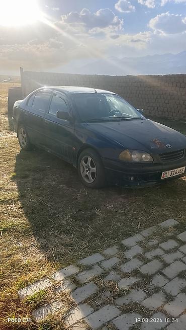 avens: Toyota Avensis: 1998 г., 1.6 л, Механика, Бензин, Седан — 2