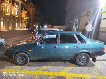 VAZ (LADA): VAZ (LADA) 21099: 1.5 l | 2000 il 447100 km Sedan — 3