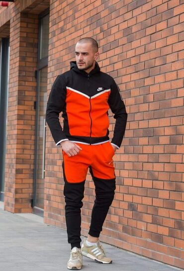 Trenerke: Veličine M L XL XXL veličine za samo 4400 din na lalafo.rs — 9 Trenerke: Veličine M L XL XXL veličine za samo 4400 din — 9