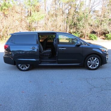 Kia: Kia Carnival: 2018 г., 2.2 л, Автомат, Дизель, Минивэн