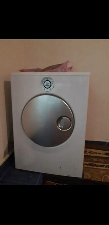 quba nugedi kendi kiraye evler: 40 kv. m, 2 otaqlı