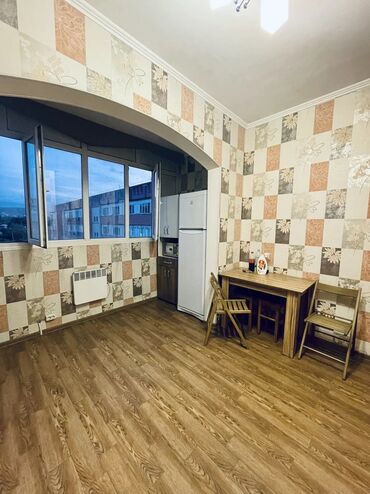 Долгосрочная аренда квартир: 1 комната, Агентство недвижимости, Без подселения, С мебелью частично — 1