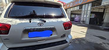танден: Toyota Sequoia: 2015 г., 5.7 л, Автомат, Газ, Внедорожник — 6