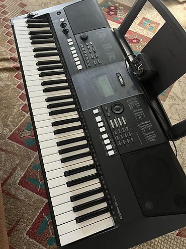 чатыр сатылат: Синтезатор Yamaha PSR-E423 В комплекте: синтезатор, блок питания — 3