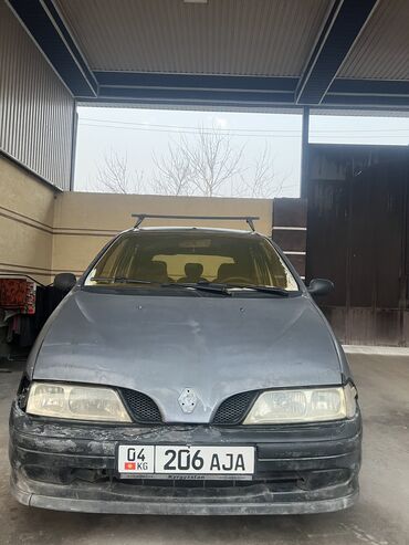 авто под выкуп продаю: Renault Megane: 1998 г., 1.6 л, Механика, Газ, Хетчбек