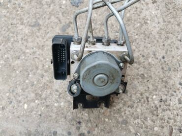 Auto delovi: ABS sistem kocenja Lada 21214i Niva,2012 godina. Polovno, kao novo — 5