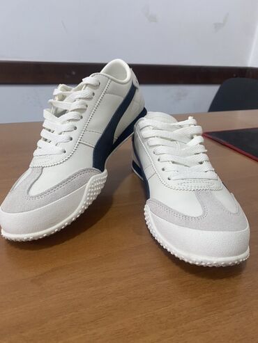 asics tiger: Кроссовки, 38, Puma, Новый, цвет - Белый, Самовывоз, Платная доставка