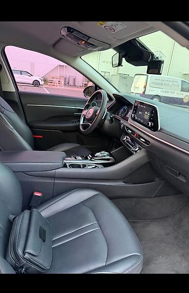 Транспорт: Hyundai Sonata: 2021 г., Бензин, Седан — 10