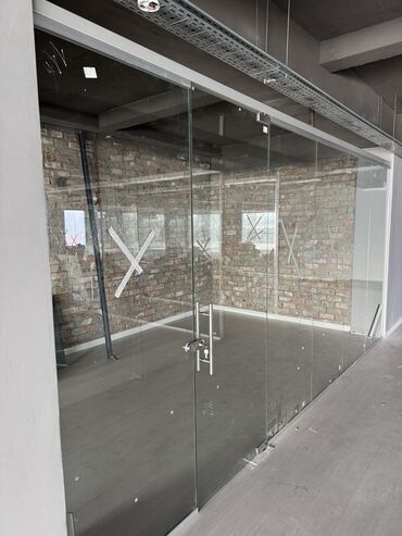 Офисы: Сдаём офисы в аренду. Адрес: Касымалы Баялинова 157. 3 этаж — 8