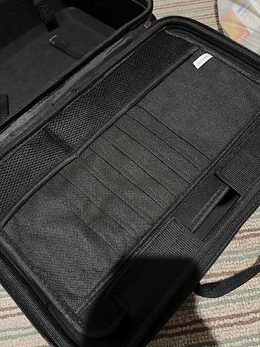 Аксессуары для консолей: Кейс для PlayStation 5 Slim - Форм-фактор: для PS5 Slim - Материал — 4