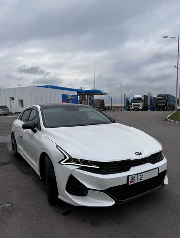 Легковой транспорт: Сдаю в аренду: Легковое авто, Частная аренда