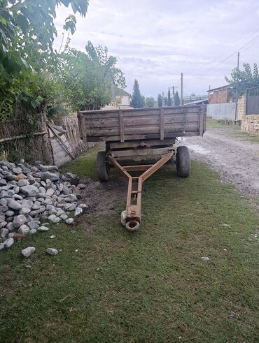 запчасти на прицепы: Kənd təsərrüfatı və tikinti işləri üçün ikioxlu traktor qoşqusu