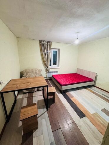 снять комнату гостиничного типа: 20 м², 1 комната, Утепленный, Забор, огорожен