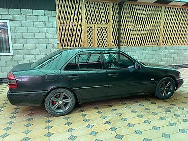 Mercedes-Benz C-Class: 1994 г., 1.8 л, Механика, Бензин, Седан