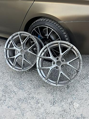 Литые Диски R 19 BMW, Комплект, отверстий - 5, Б/у at lalafo.kg Литые Диски R 19 BMW, Комплект, отверстий - 5, Б/у