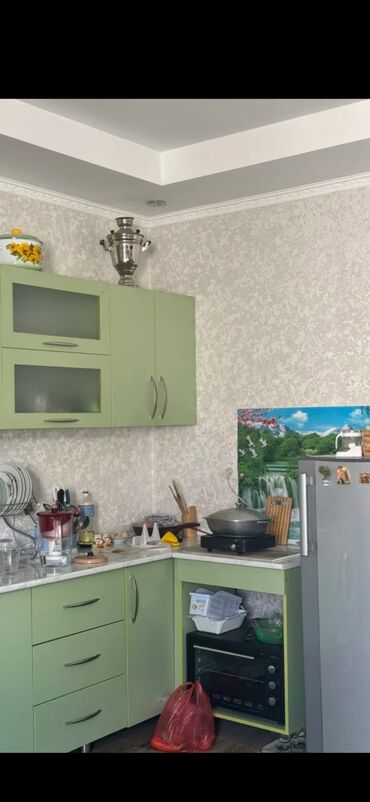 сдаётся частный дом: 65 м², 3 комнаты, Парковка, Забор, огорожен