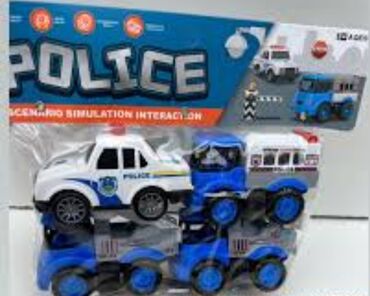 щётка для детей: Полицейский набор машинок сделанных из качественного пластика. отлично
