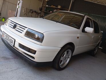 электронные автомобили: Volkswagen Vento: 1996 г., 2 л, Механика, Бензин, Седан