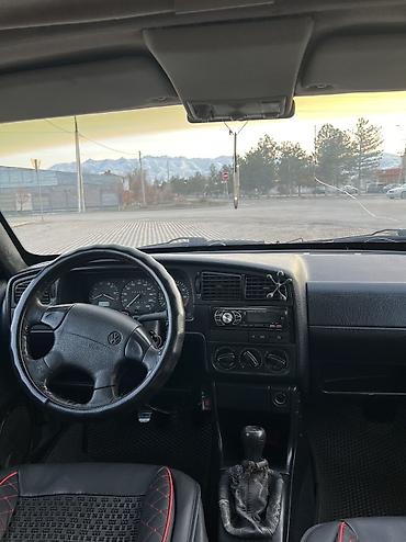 Volkswagen: Volkswagen Passat: 1994 г., 1.8 л, Механика, Газ, Седан — 9