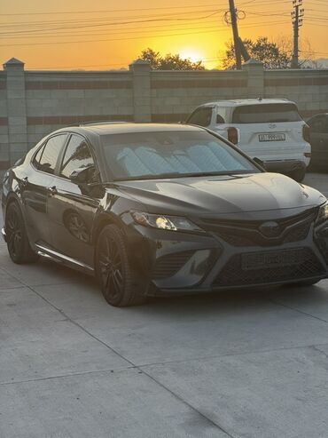 купить зимние шины на 14 бу: Toyota Camry: 2018 г., 2.5 л, Автоматические, Бензин, Седан