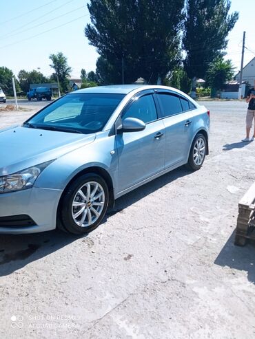 chevrolet 2014: Chevrolet Cruze: 2011 г., 1.6 л, Механика, Бензин, Седан