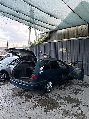 в рассрочка: Toyota Avensis: 1999 г., 1.8 л, Механика, Бензин, Универсал — 4