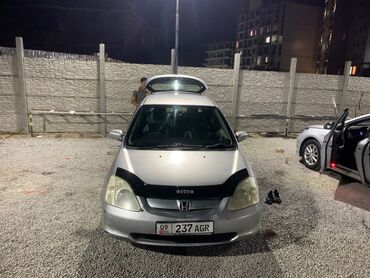 бишкек хонда свик: Honda Civic: 2001 г., 1.5 л, Вариатор, Бензин, Хэтчбэк