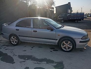 Унаа сатуу: Mitsubishi Carisma: 2001 г., 0.6 л, Кол менен иштөөчү, Газ, Седан — 3
