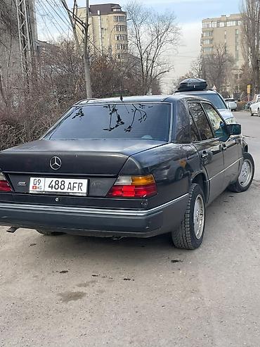 Mercedes-Benz: Mercedes-Benz W124: 1990 г., 2.3 л, Механика, Бензин, Седан — 3