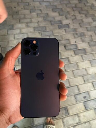 ipone 8 pulus: IPhone 12 Pro, Deep Purple, Face ID