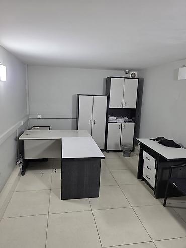 komputer stolustu: Ofis mebeli satılır. sifoner, skaf, 4 yazı masası 400 azn — 1