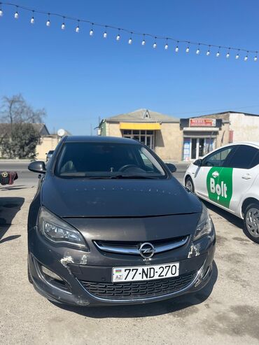 opel turbo: Opel Astra: 1.4 l | 2013 il 320000 km Hetçbek