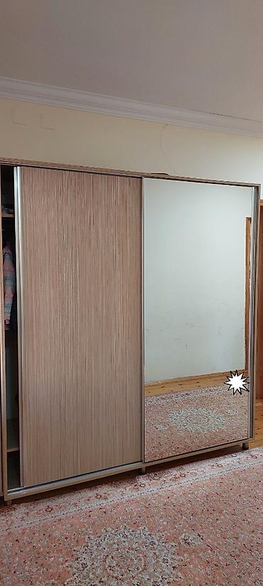 2el dolablar: Ideal vəziyyətdə şkafdır.Həm koridor həm də yataq otağı üçün.2 metr — 3