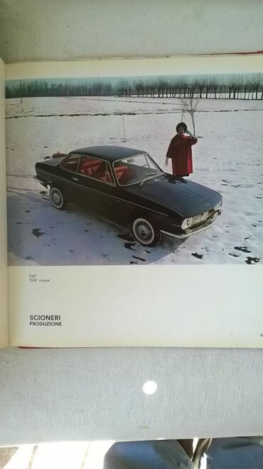 Knjige i stripovi: Knjiga:Style auto 1963.,160 str. ita/eng.(13 dizaajnera za auto — 8