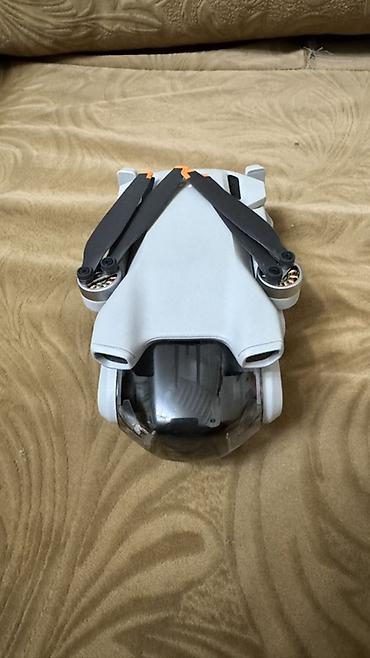 Дроны: DJI Mini 3 с пультом DJI RC (со встроенным экраном) Комплектация по — 6