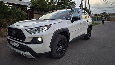e klass: Toyota RAV4: 2019 г. — 3