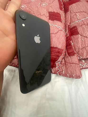 Apple iPhone: IPhone Xr, Б/у, 64 ГБ, Черный, Чехол — 2