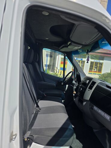 Transport putnika: Prevoz do aerodroma Minibus — 6