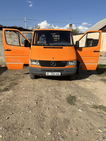 колёса на мотоцикл: Жеңил жүк ташуучу унаа, Mercedes-Benz, Дубль, 2 т, Колдонулган