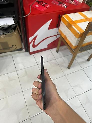telefon honor: Honor 8X, rəng - Qara, Barmaq izi — 2