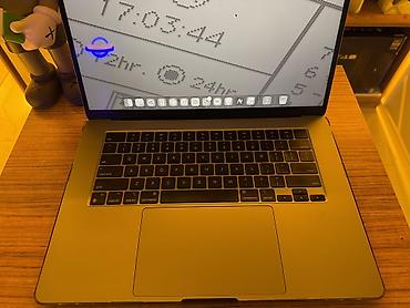 apple macbook air m1: 💻 MacBook Air M2 15” — 8GB / 256GB Böyük və keyfiyyətli 15” Liquid — 5