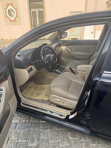 corolla cros: Toyota Corolla: 2 l | 2005 il Sedan — 7
