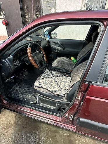 infinity fx35: Volkswagen Passat: 1991 г., Механика, Универсал — 1
