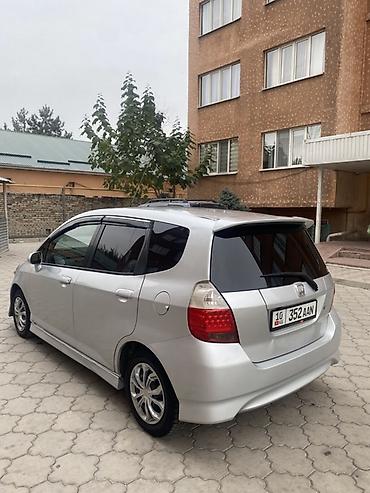 Honda: Honda Fit: 2002 г., 1.5 л, Вариатор, Бензин, Хэтчбэк — 8