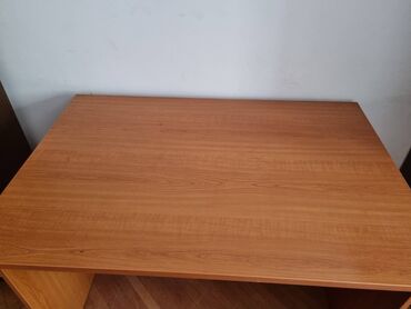 zidni sat sa rimskim brojevima: Desks, Rectangle, Plywood, Used