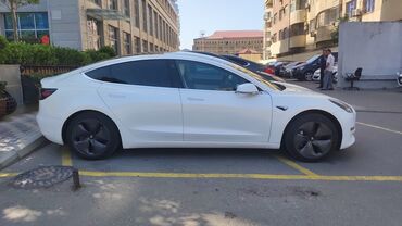 elektrik avtomobili: Tesla Model 3: 0.1 l | 2020 il 95000 km Sedan