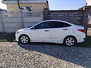 Hyundai: Hyundai Solaris: 2015 г., 1.6 л, Механика, Бензин, Седан — 3