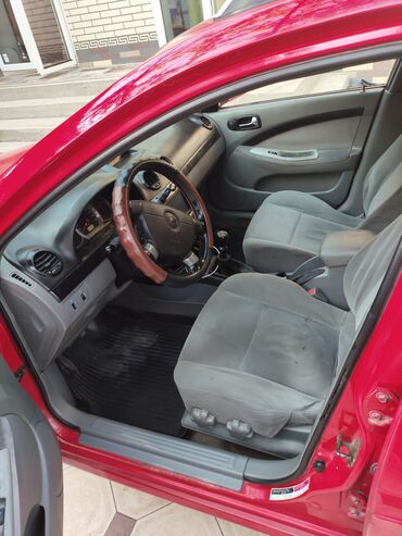 чанган машина цена бишкек: Автомобиль Chevrolet Lacetti красного цвета, кузов универсал. мотор