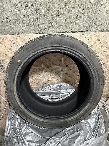 Зимняя шина Maxxis ArcticTrekker NP3 2.8.25 года почти новая ездили 2